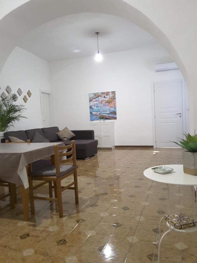 Il Centro Storico Apartment Catania Ngoại thất bức ảnh